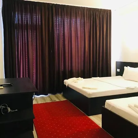 בית הארחה Casa On 3*